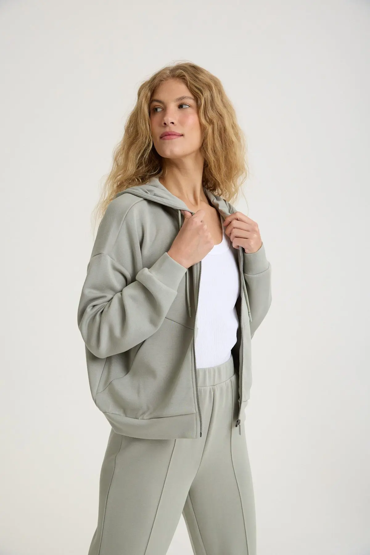 ⁦טופ מודל עם רוכסן- חלק מסט⁩ – תמונה ⁦3⁩