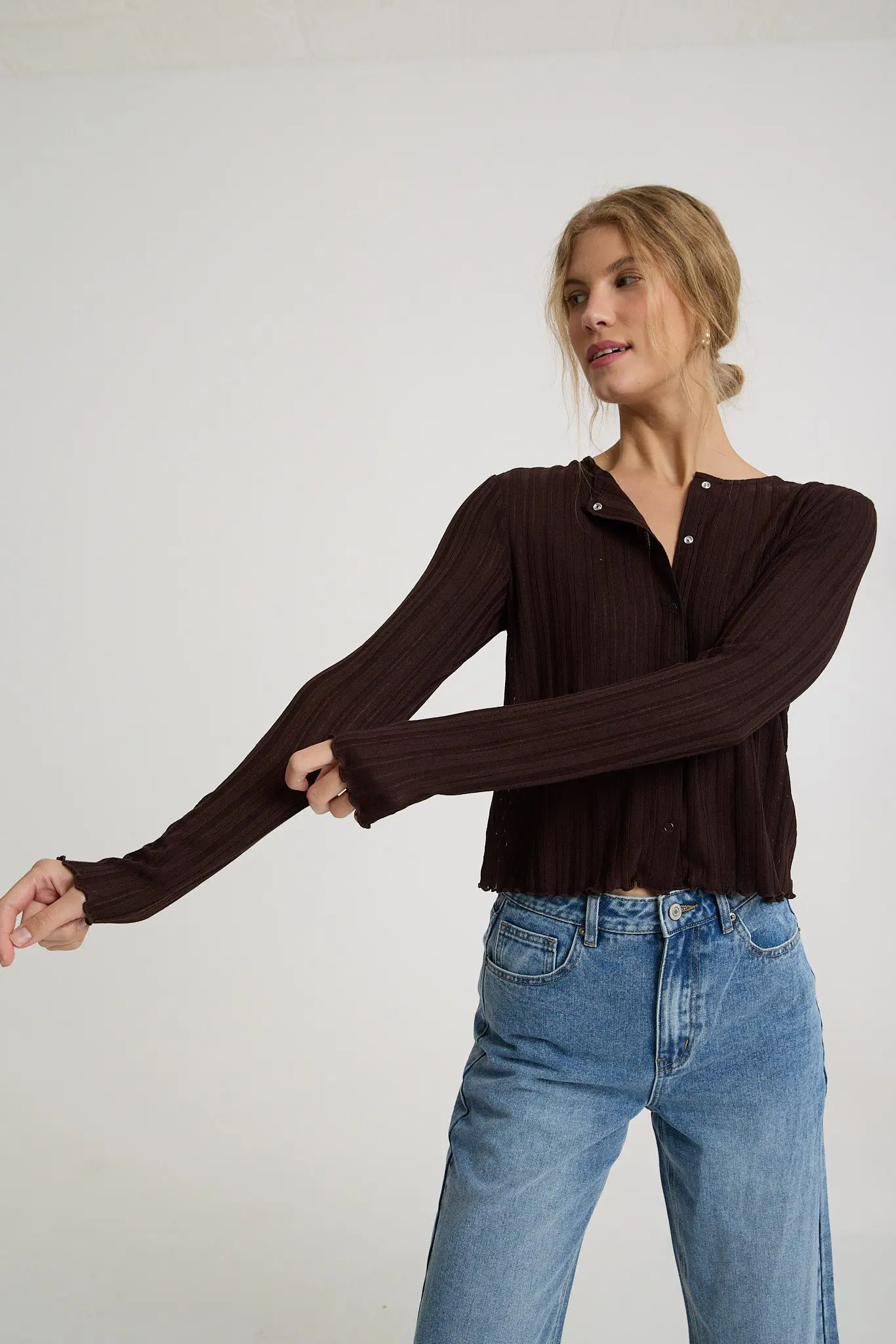 ח. עם כפתורים ח. עם כפתורים