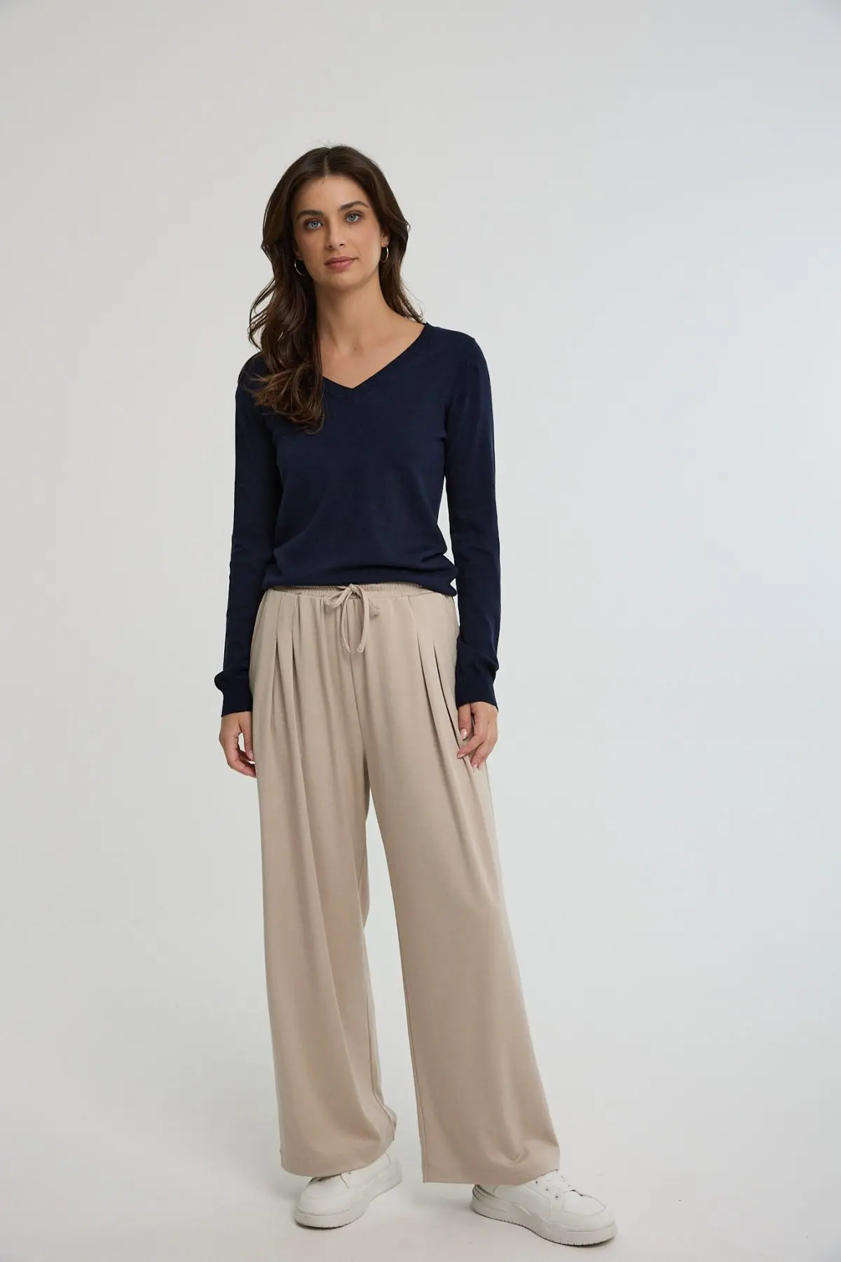 ⁦סריג צווארון עגול בייסיק⁩ – תמונה ⁦3⁩