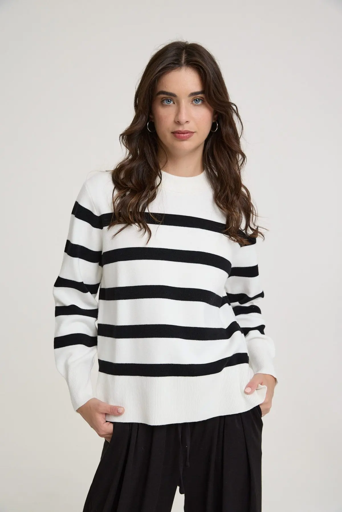 ⁦סריג פסים⁩ – תמונה ⁦2⁩