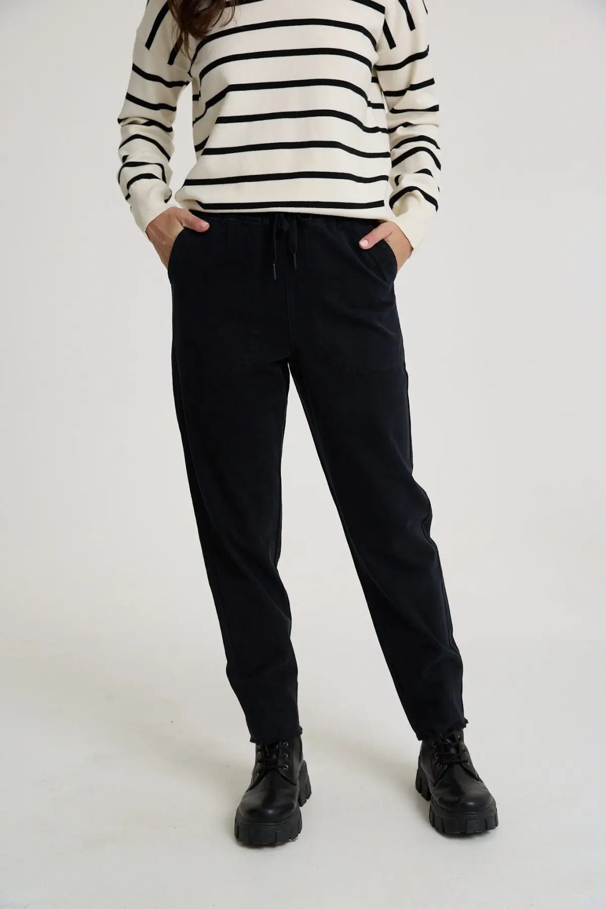 ⁦מכנס ארוג עם גומי⁩ – תמונה ⁦2⁩