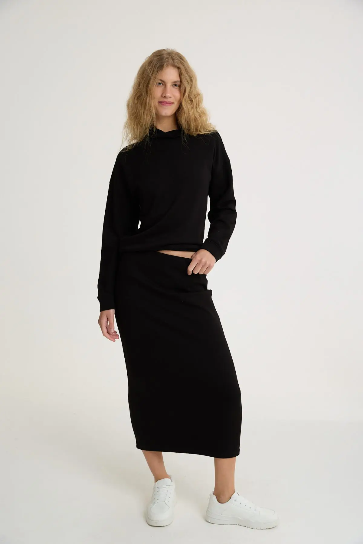 ⁦צווארון Oversize טופ⁩ – תמונה ⁦7⁩