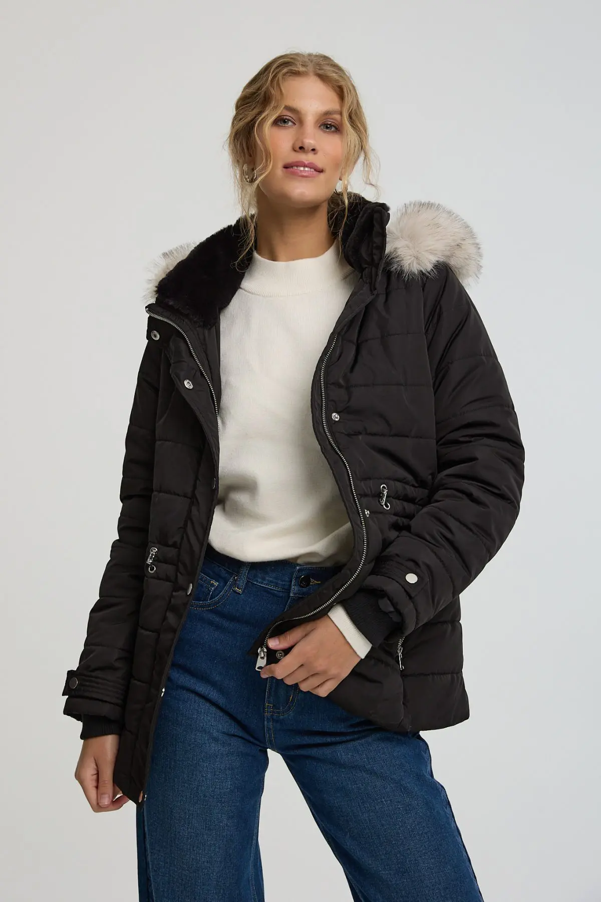 ⁦מעיל עם כובע פרווה⁩ – תמונה ⁦5⁩