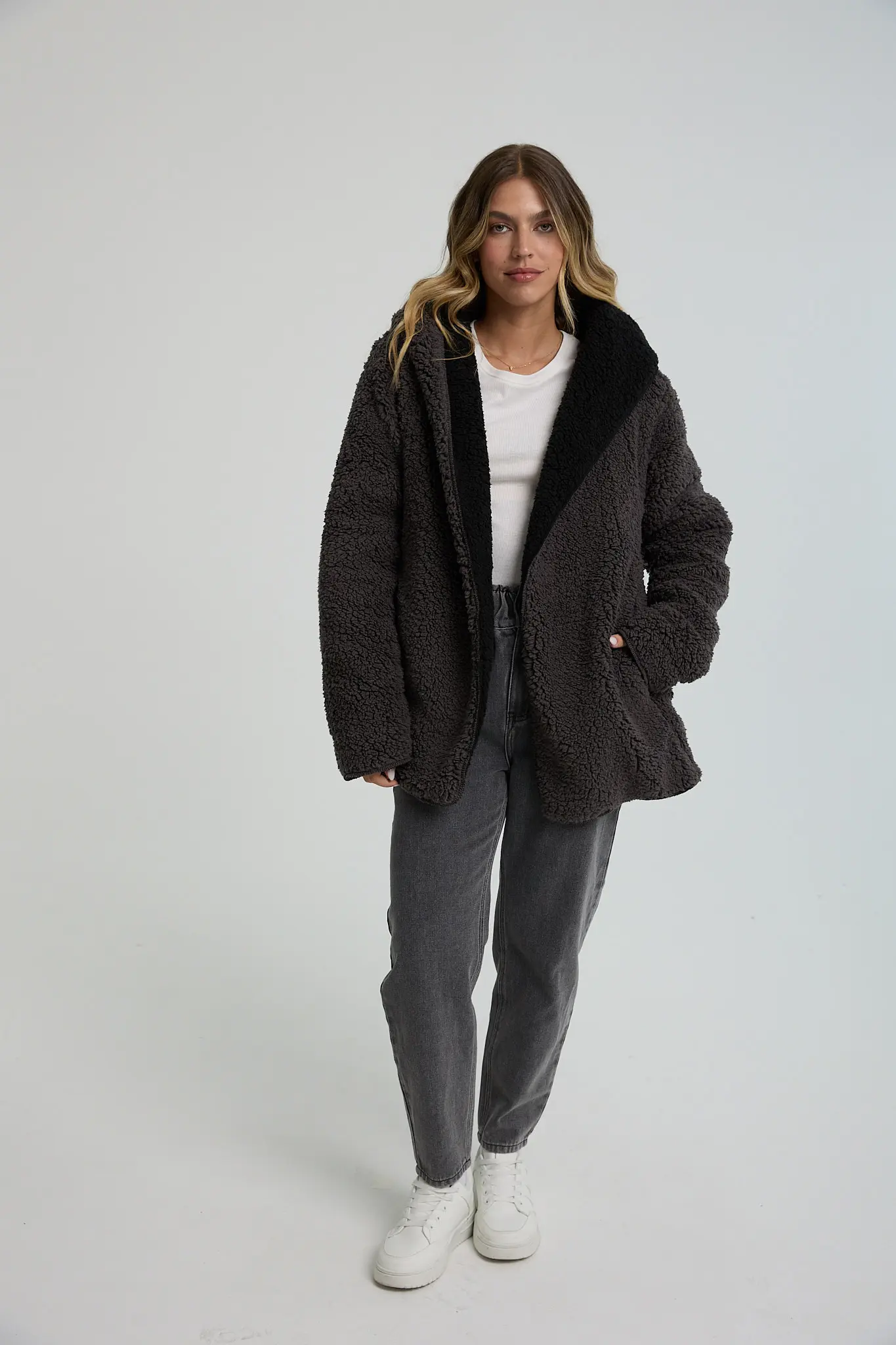 קרדיגן פרווה קרדיגן פרווה