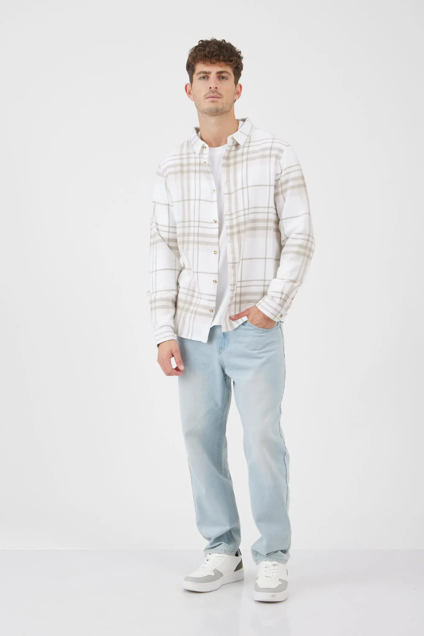 ח. טקסטורה מכופתרת פסים ח. טקסטורה מכופתרת פסים