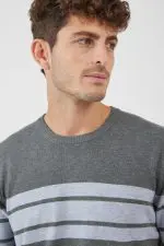 ⁦סריג פסים⁩ – תמונה ⁦2⁩