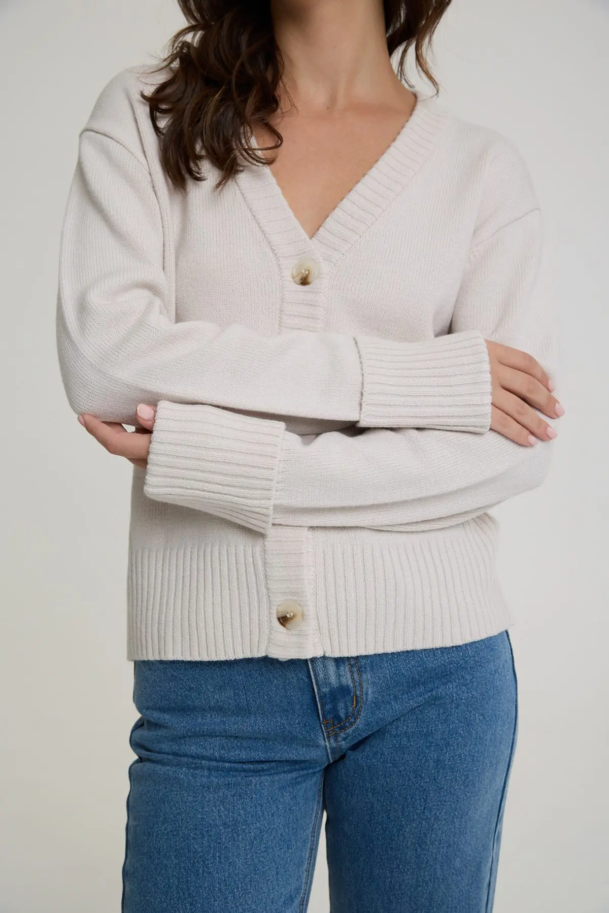 ⁦קרדיגן סריג כפתורים⁩ – תמונה ⁦2⁩