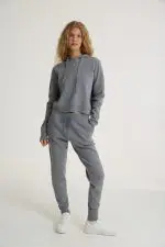 סריג קרופ עם כובע - חלק מסט