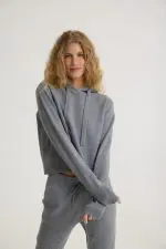 ⁦סריג קרופ עם כובע - חלק מסט⁩ – תמונה ⁦3⁩