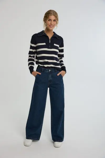 סריג פסים עם צווארון וי