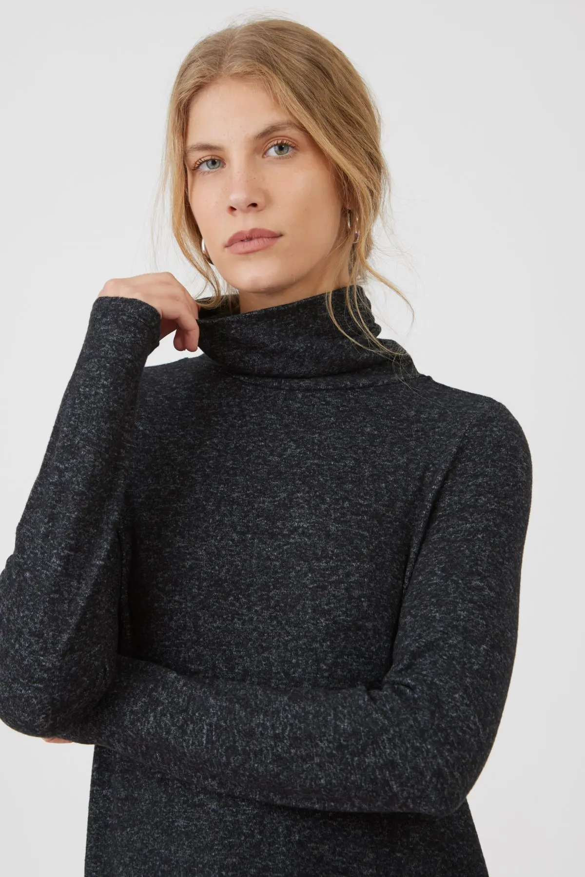 ⁦שמלה סרוגה גולף⁩ – תמונה ⁦2⁩