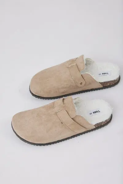 כפכפי פרווה נשים