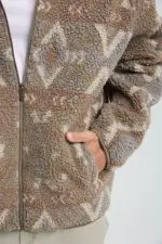 ⁦ג'קט פרווה⁩ – תמונה ⁦2⁩