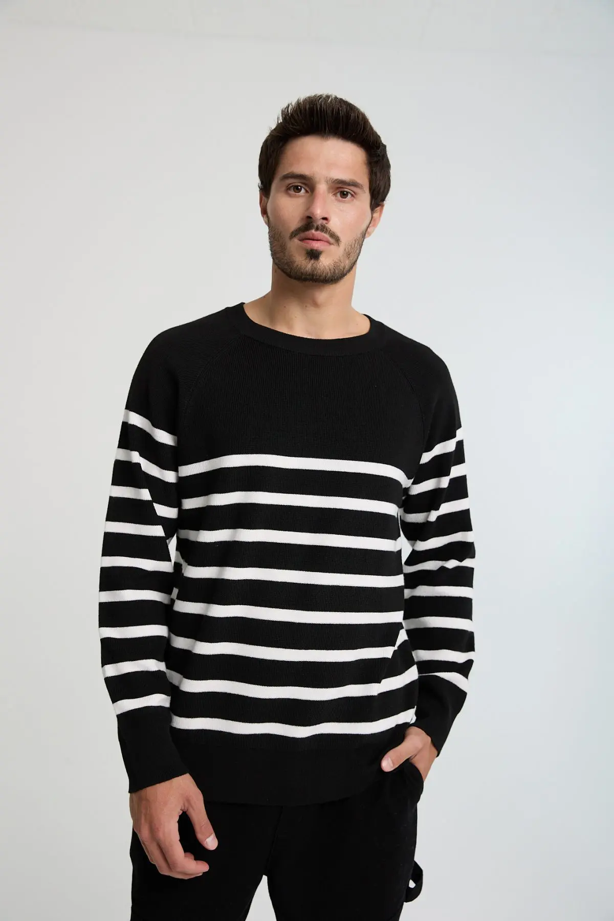 ⁦סריג פסים⁩ – תמונה ⁦2⁩