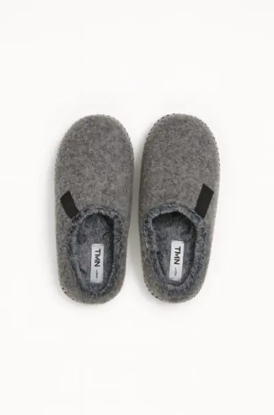 נעלי בית גברים