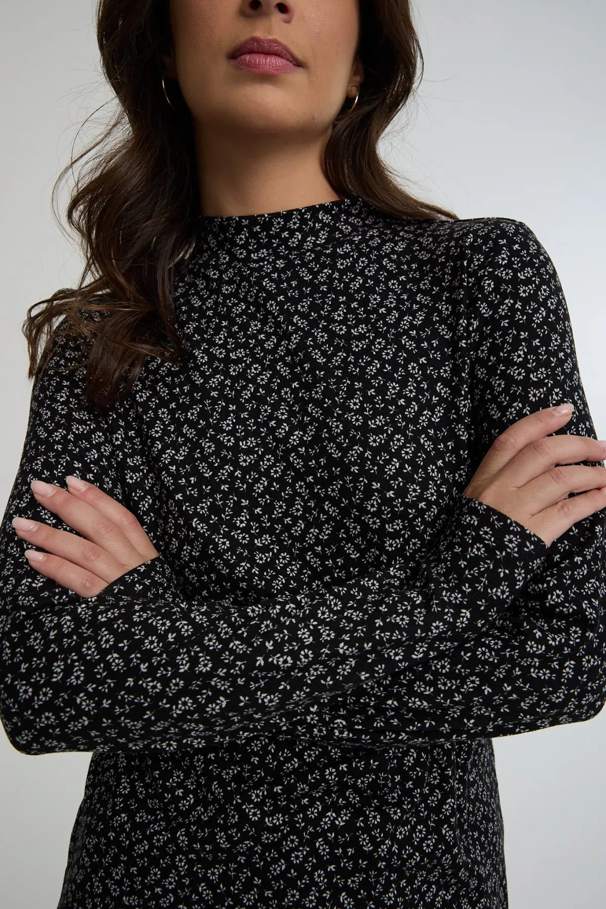 ⁦חולצה סרוגה מודפסת⁩ – תמונה ⁦4⁩