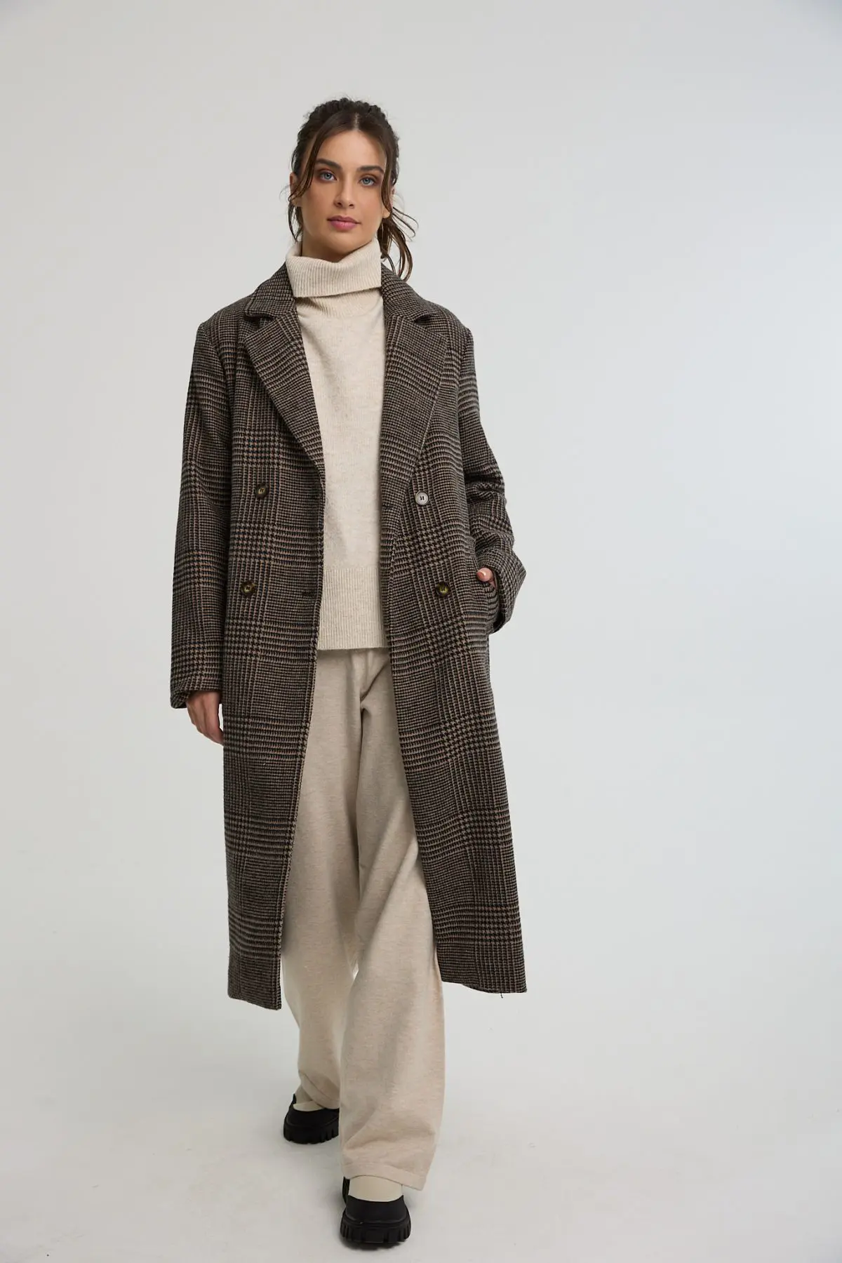 ⁦מעיל ארוך משובץ⁩ – תמונה ⁦3⁩