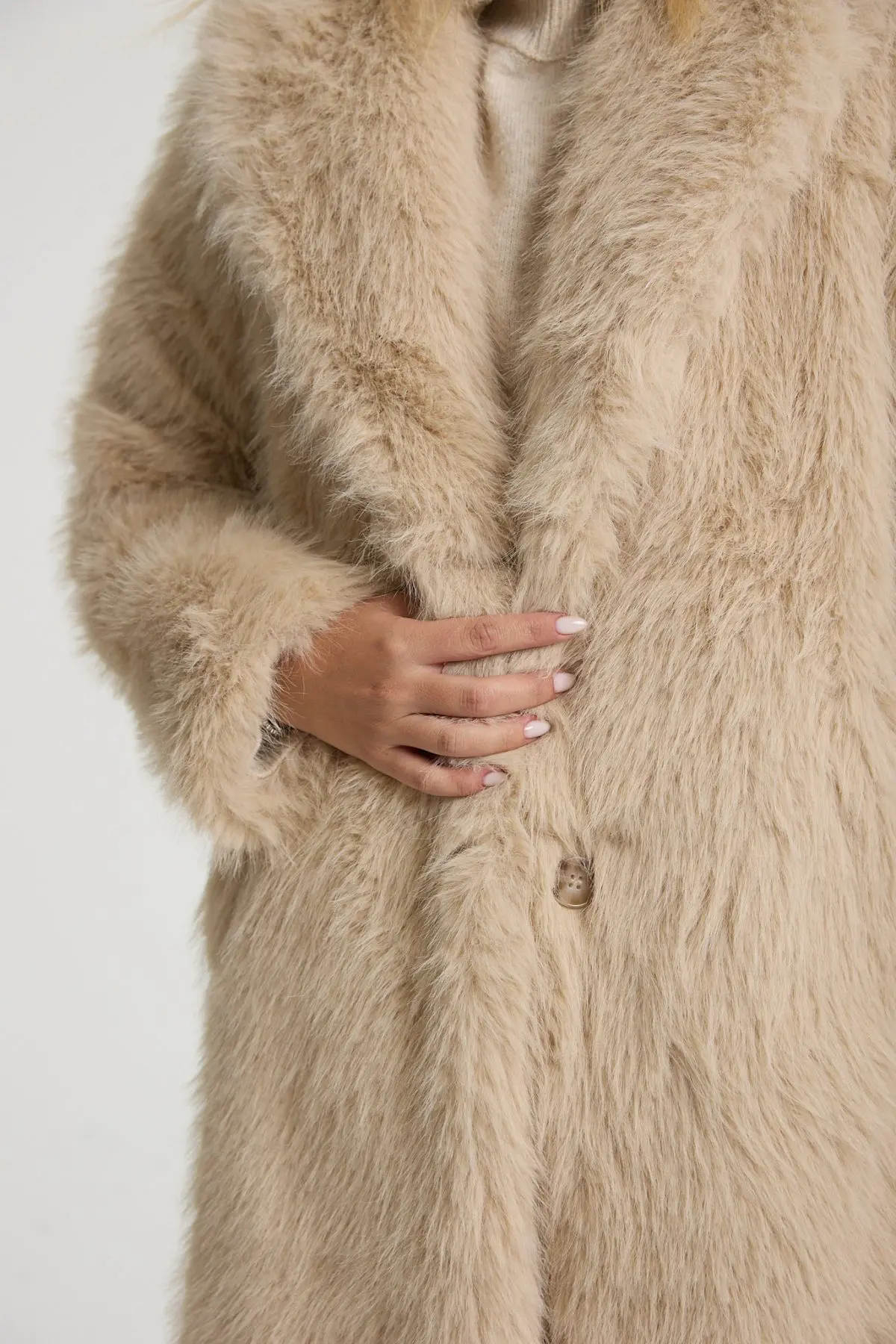 ⁦מעיל פרווה ארוך⁩ – תמונה ⁦5⁩