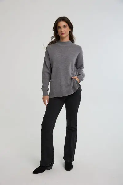 סריג גולף עם פתחים