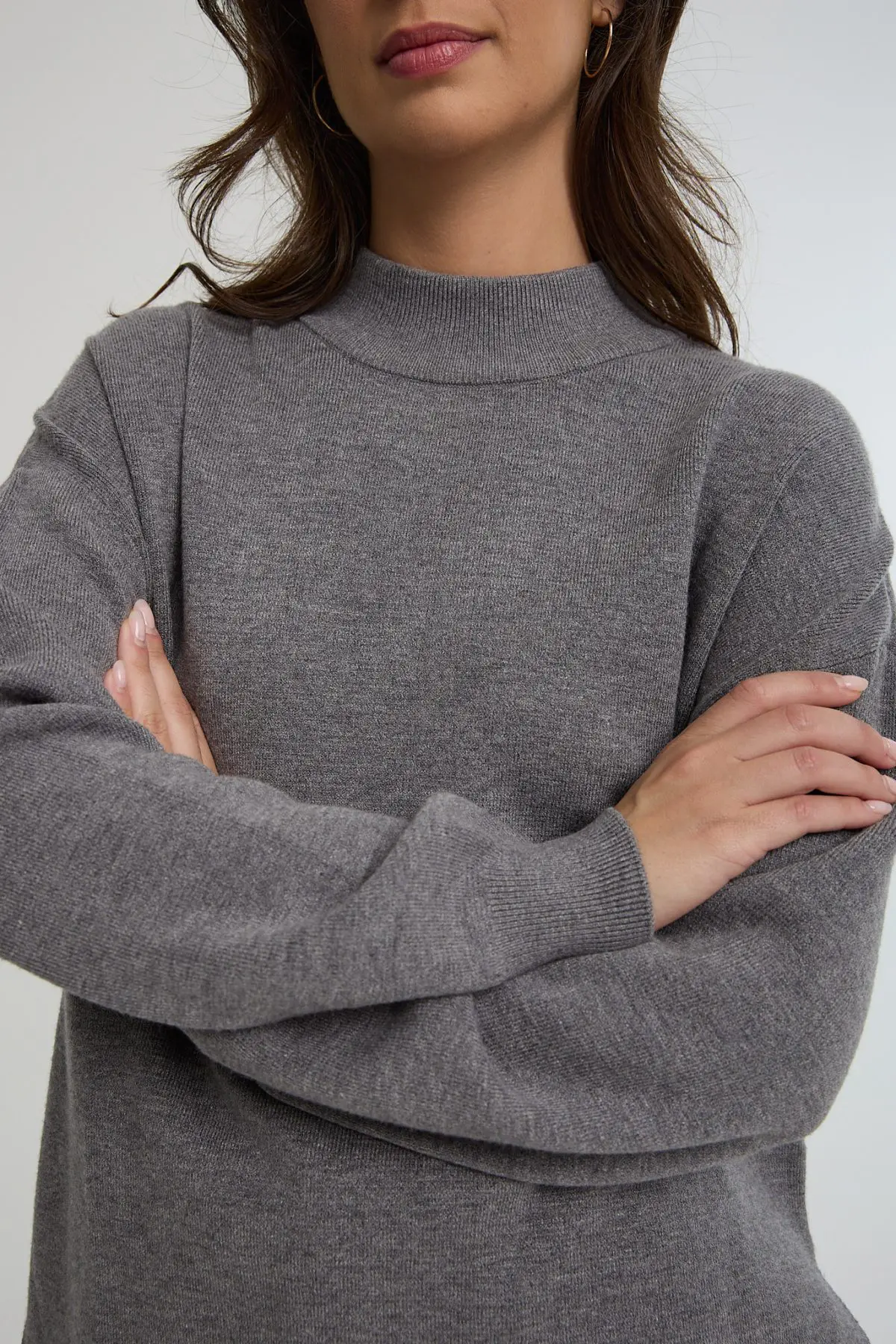 ⁦סריג גולף עם פתחים⁩ – תמונה ⁦3⁩