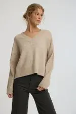 ⁦סריג וי⁩ – תמונה ⁦2⁩