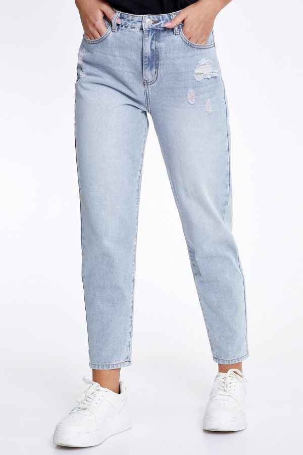 ג'ינס בגזרת MOM