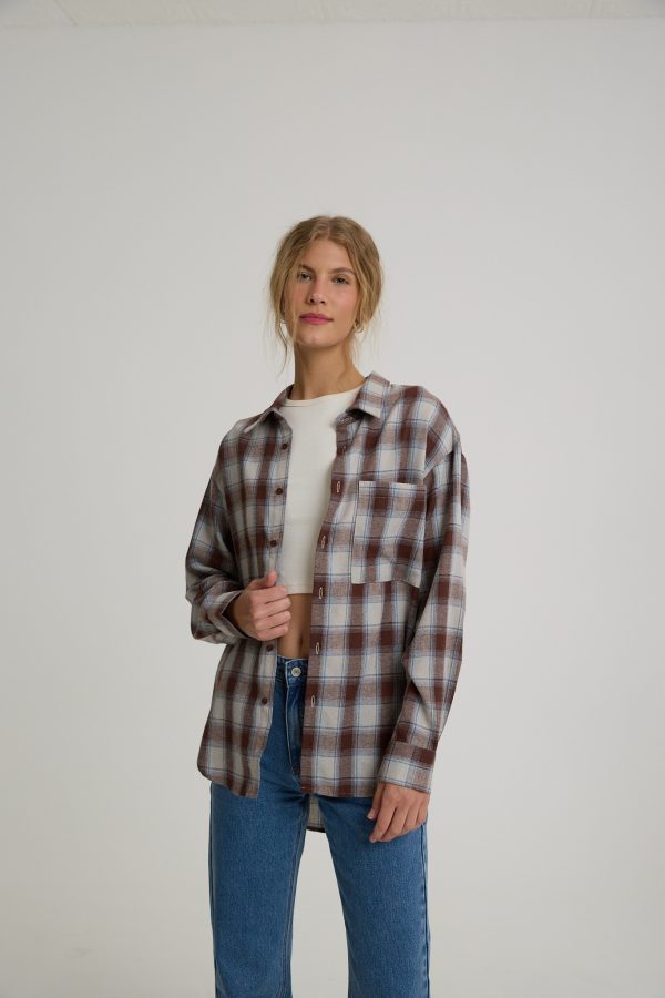 Oversize מכופתרת משבצות