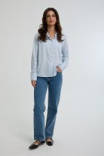 חולצה מכופתרת חלקה