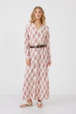 שמלה ארוגה עם חגורה