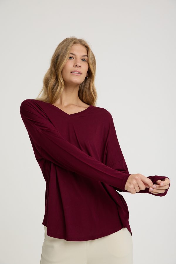 V טוניקה צווארון