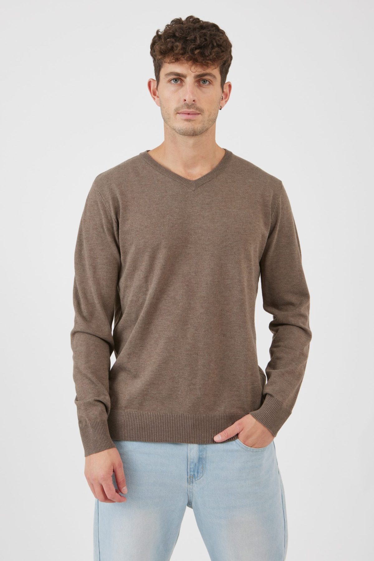 ⁦סריג צווארון V⁩ – תמונה ⁦2⁩