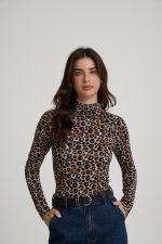 ⁦ח. מודפסת צווארון גולף⁩ – תמונה ⁦3⁩