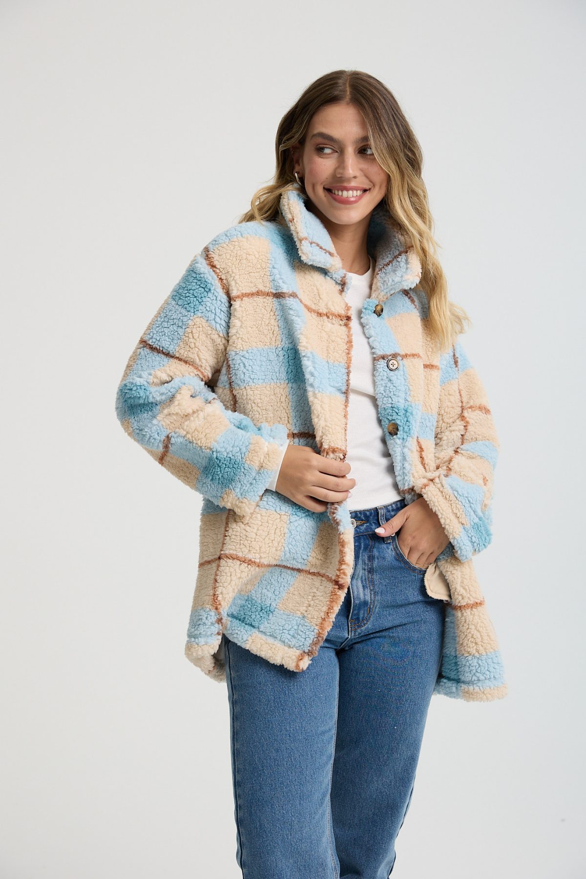 ⁦ג'קט אפרוח מודפס⁩ – תמונה ⁦2⁩