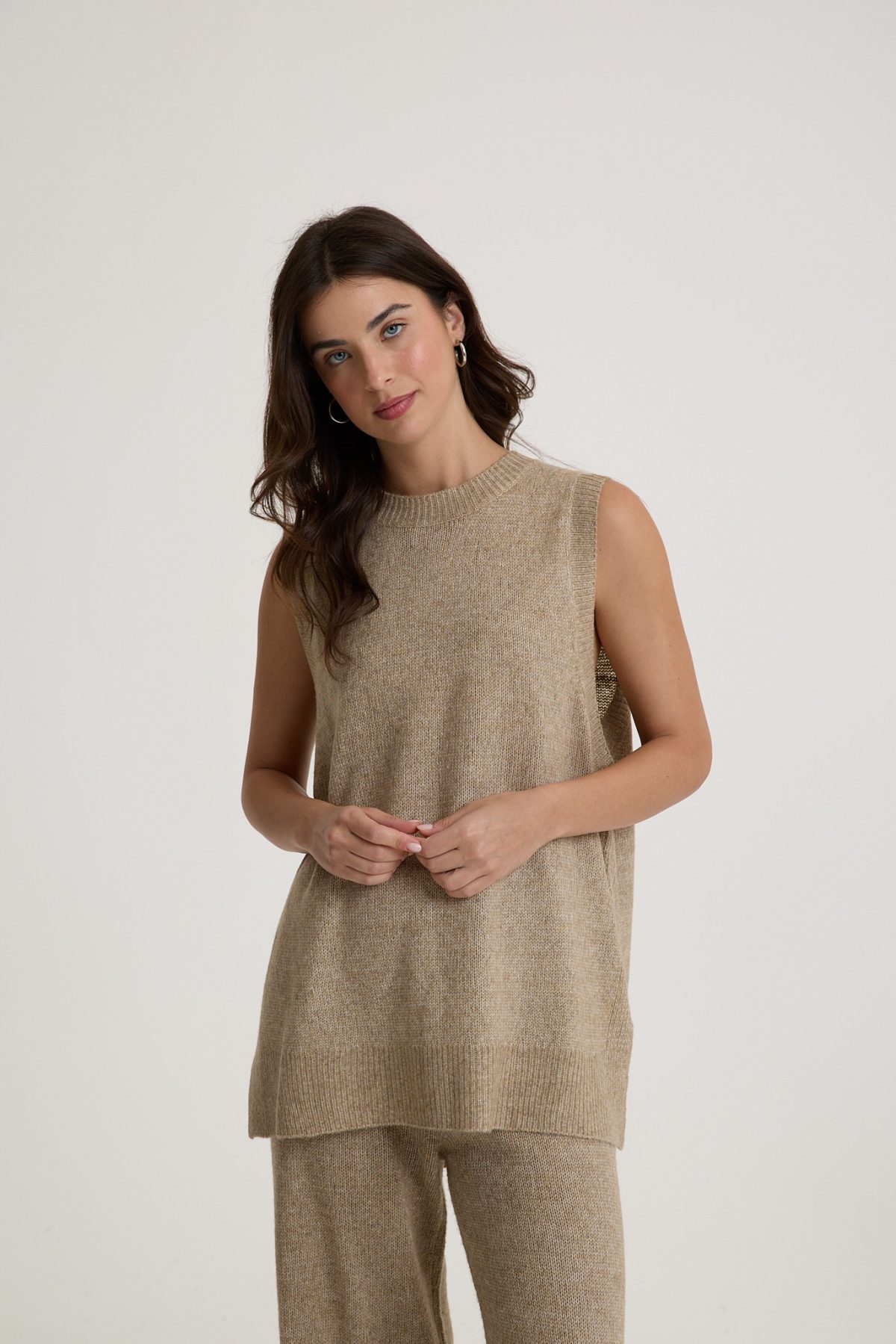 ⁦אפודה סריג⁩ – תמונה ⁦2⁩