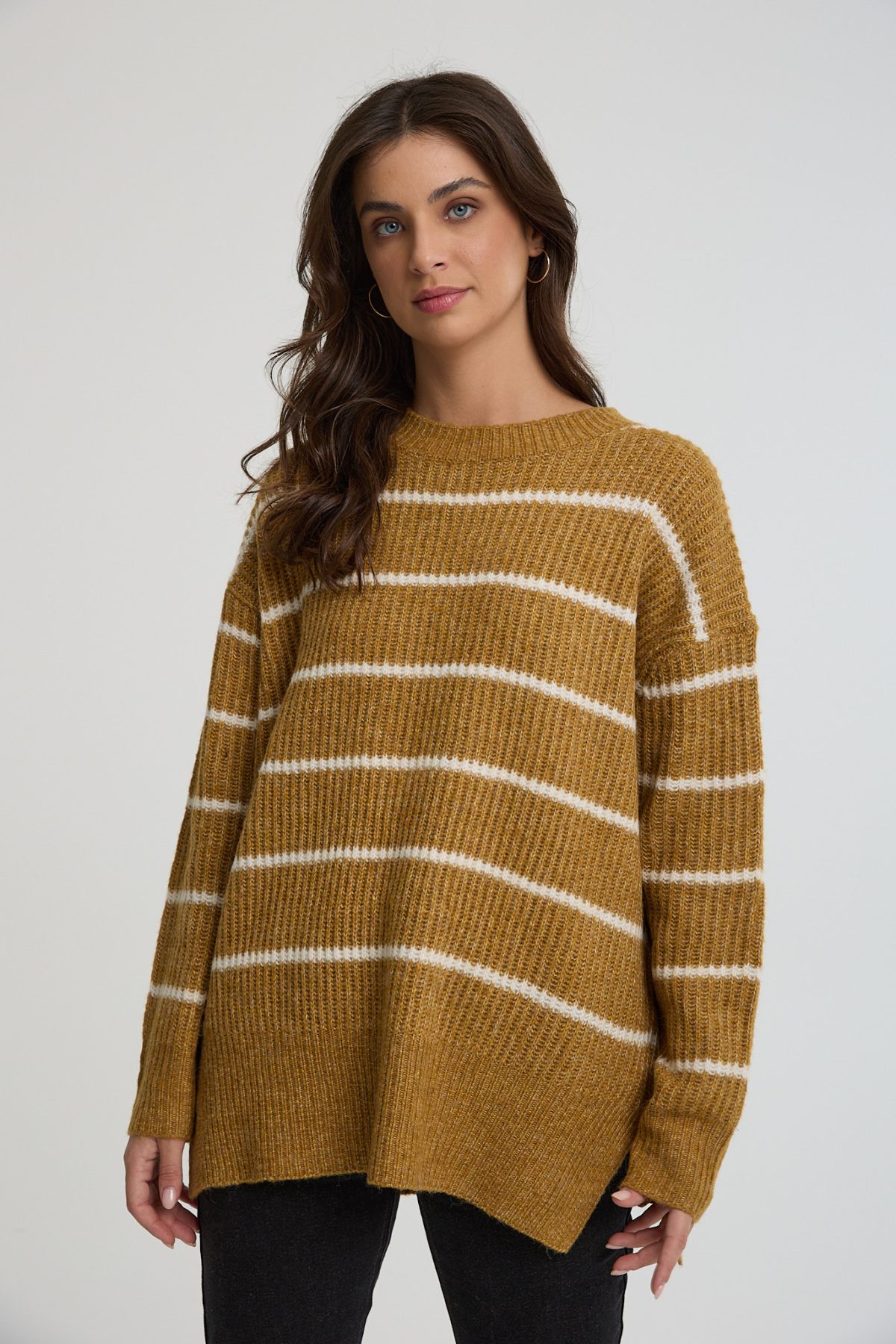 ⁦סריג Oversize⁩ – תמונה ⁦2⁩