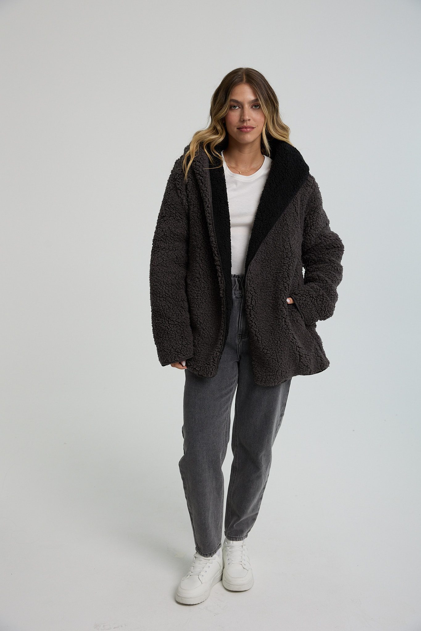 קרדיגן פרווה קרדיגן פרווה