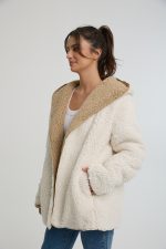 ⁦קרדיגן פרווה⁩ – תמונה ⁦6⁩