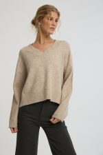 ⁦סריג וי⁩ – תמונה ⁦2⁩