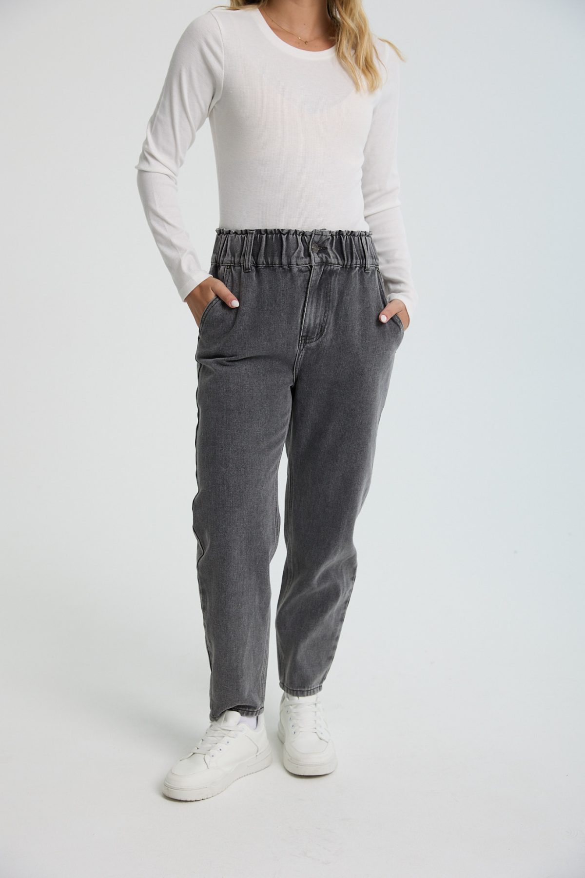 ⁦ג'ינס עם גומי⁩ – תמונה ⁦5⁩