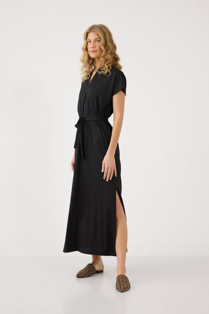 שמלה סרוגה מקסי