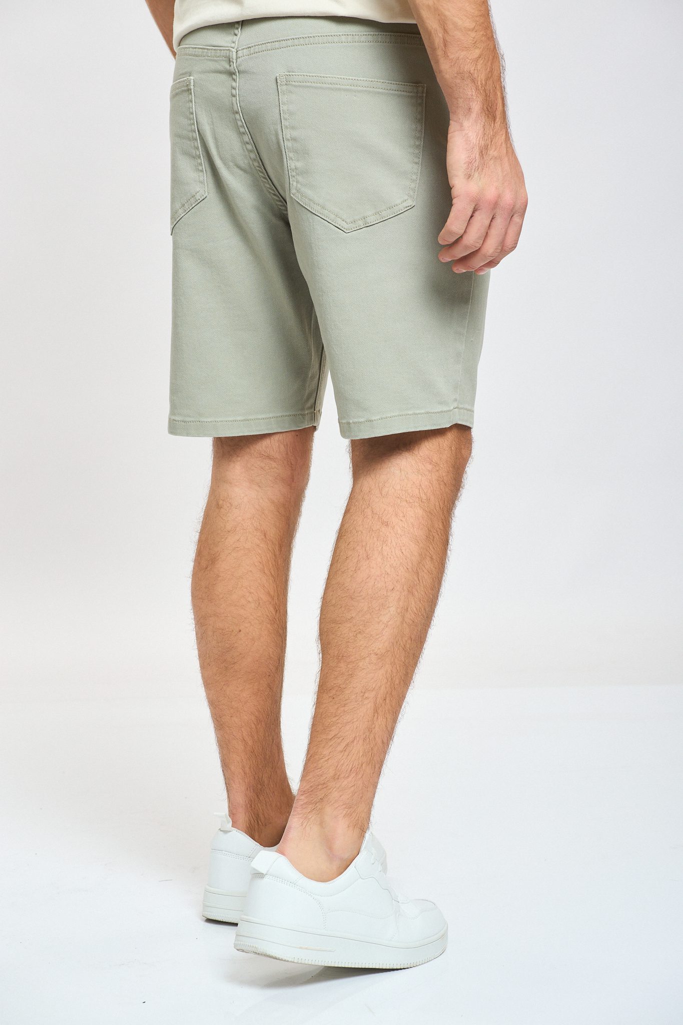 22640541_1 ברמודה ג'ינס – תמונה 1