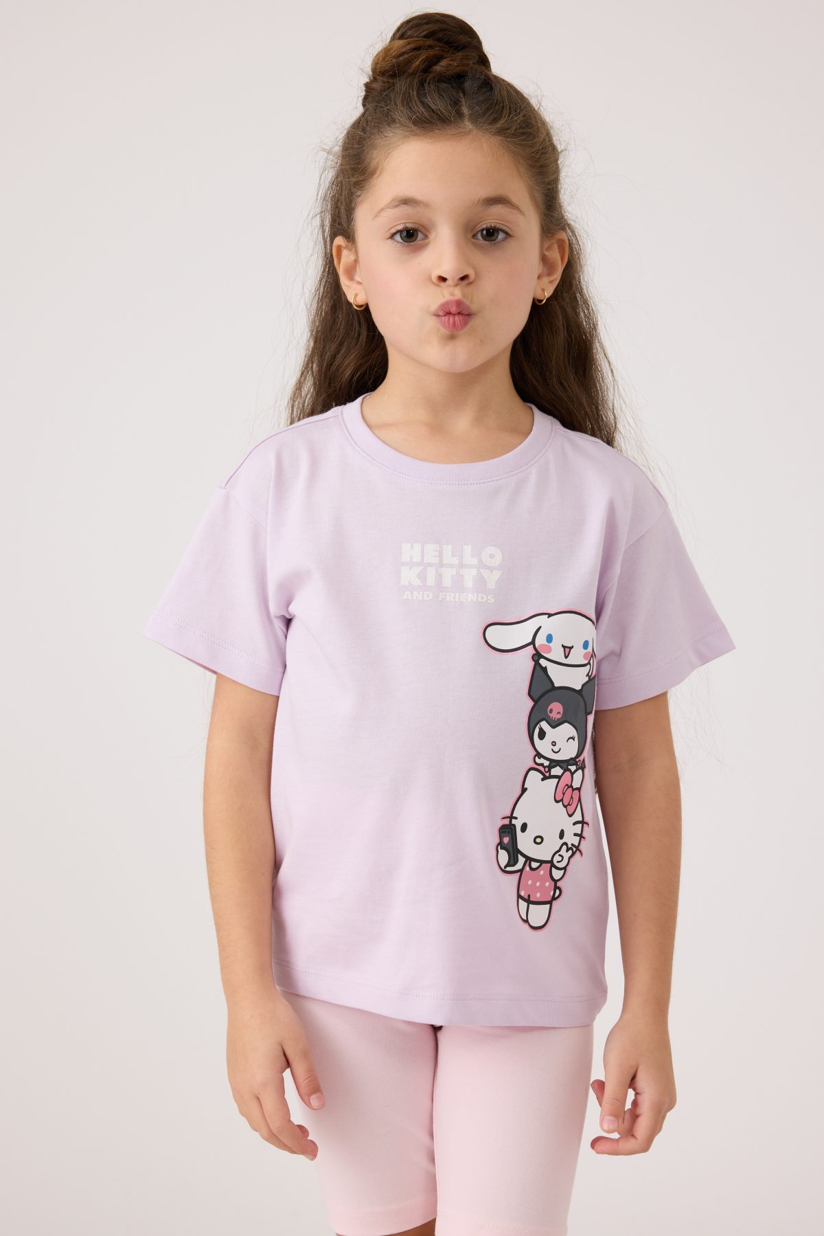 ⁦חולצה עם הדפס מפרץ ההרפתקאות⁩ – תמונה ⁦4⁩