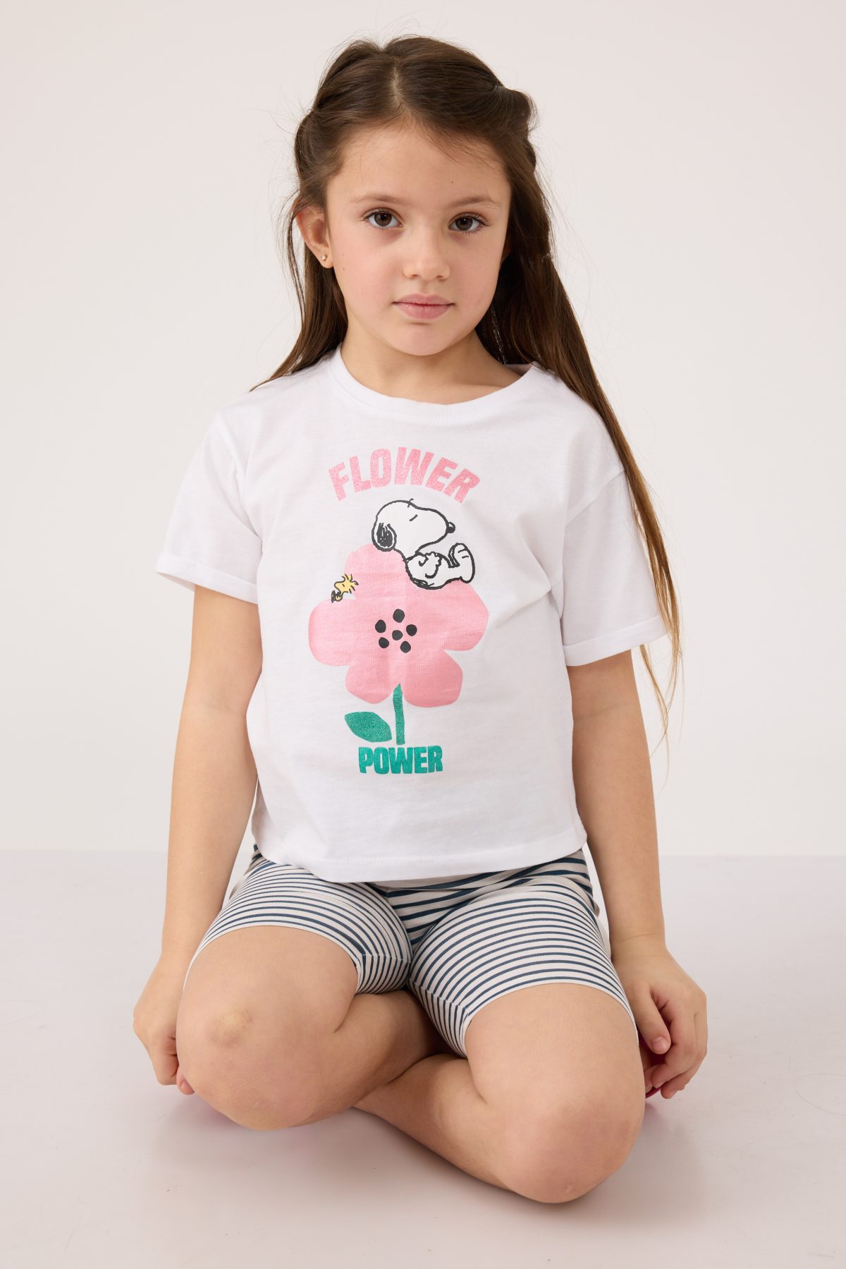 ⁦חולצה עם הדפס סנופי⁩ – תמונה ⁦2⁩