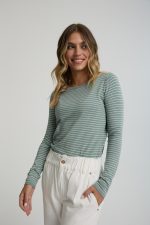 ⁦ג'ינס עם גומי⁩ – תמונה ⁦4⁩