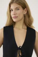 ⁦וסט סרוג קשירה⁩ – תמונה ⁦4⁩