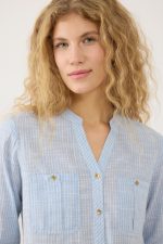 ח. מכופתרת ג'ינס