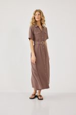 ⁦שמלת מקסי מכופתרת⁩ – תמונה ⁦4⁩