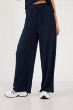 ⁦מכנסיים רחבים⁩ – תמונה ⁦2⁩