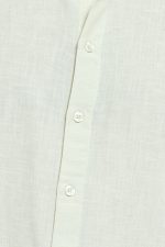 ח. מכופתרת שרוול קצר