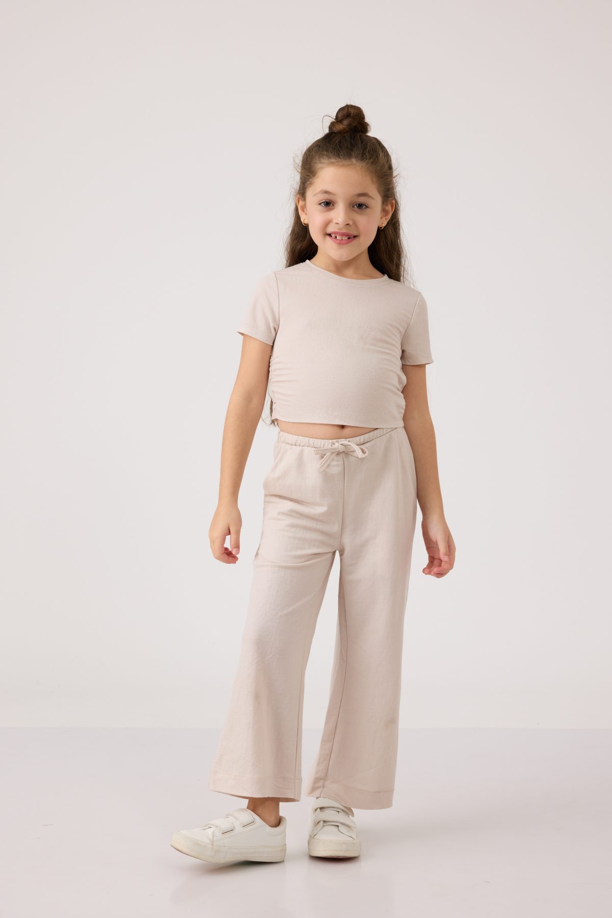 ⁦טופ עם כיווצים⁩ – תמונה ⁦4⁩